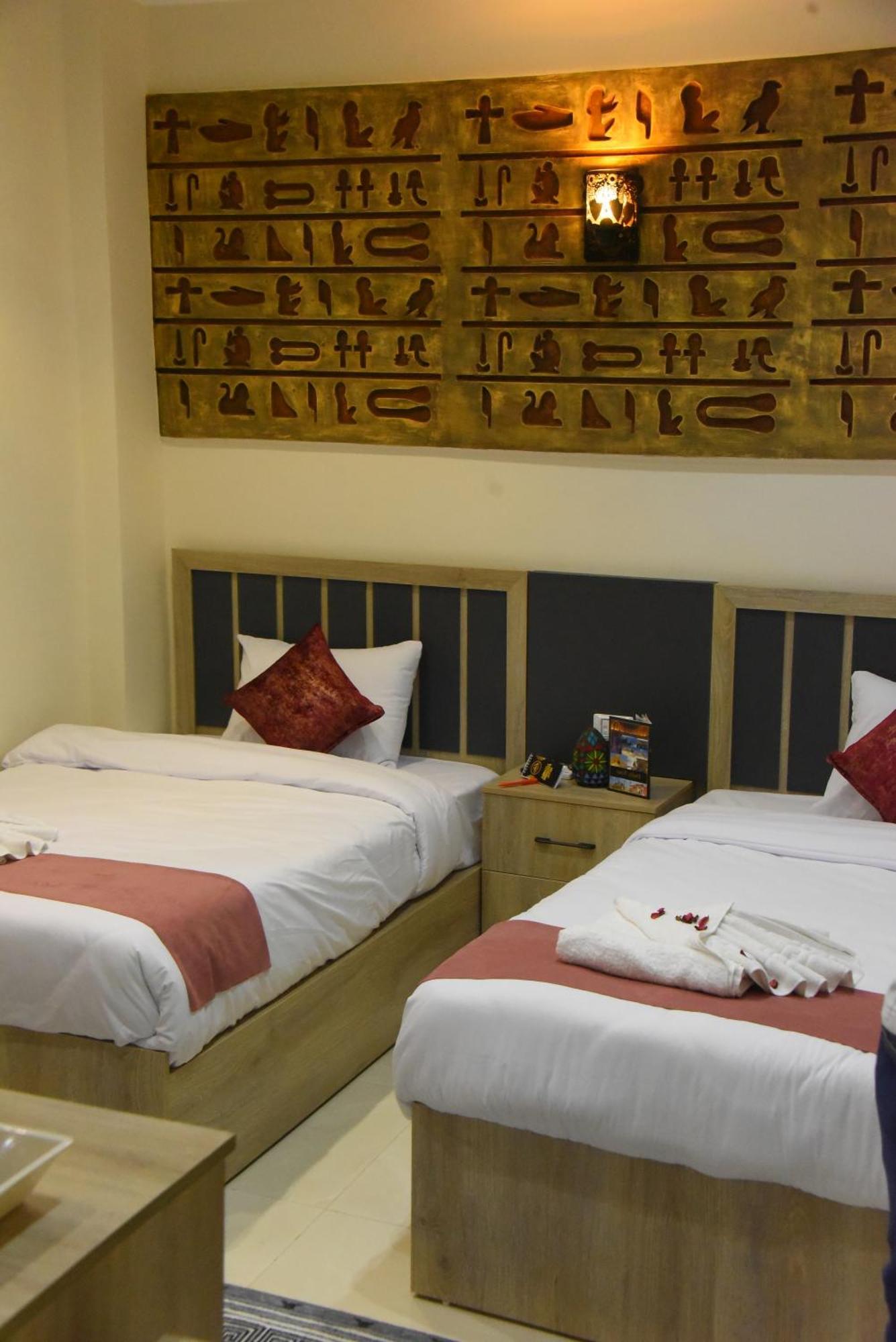 Locanda Pyramids Hotel Kafrat al Jabal Exterior foto